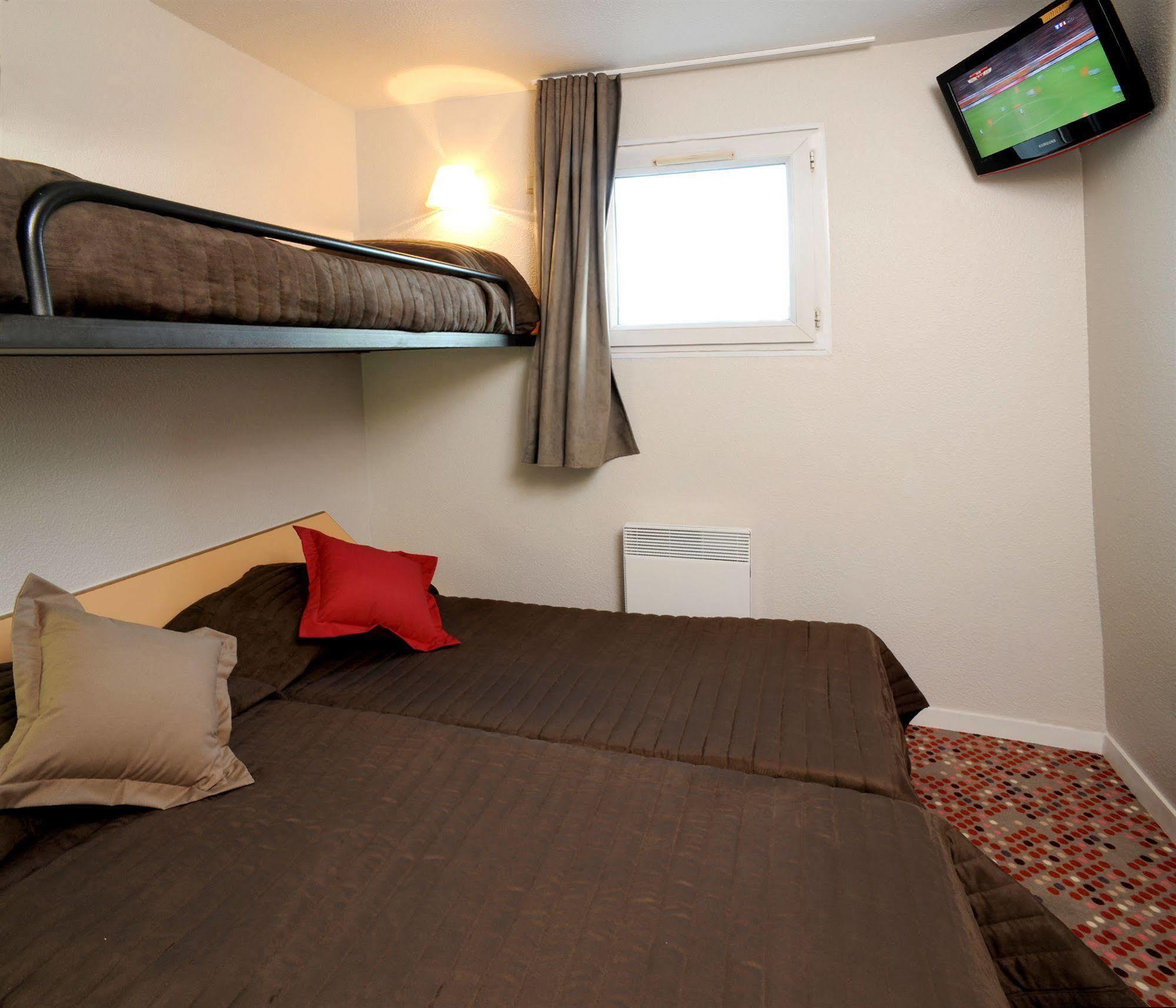 Welcomotel Les Mureaux Esterno foto