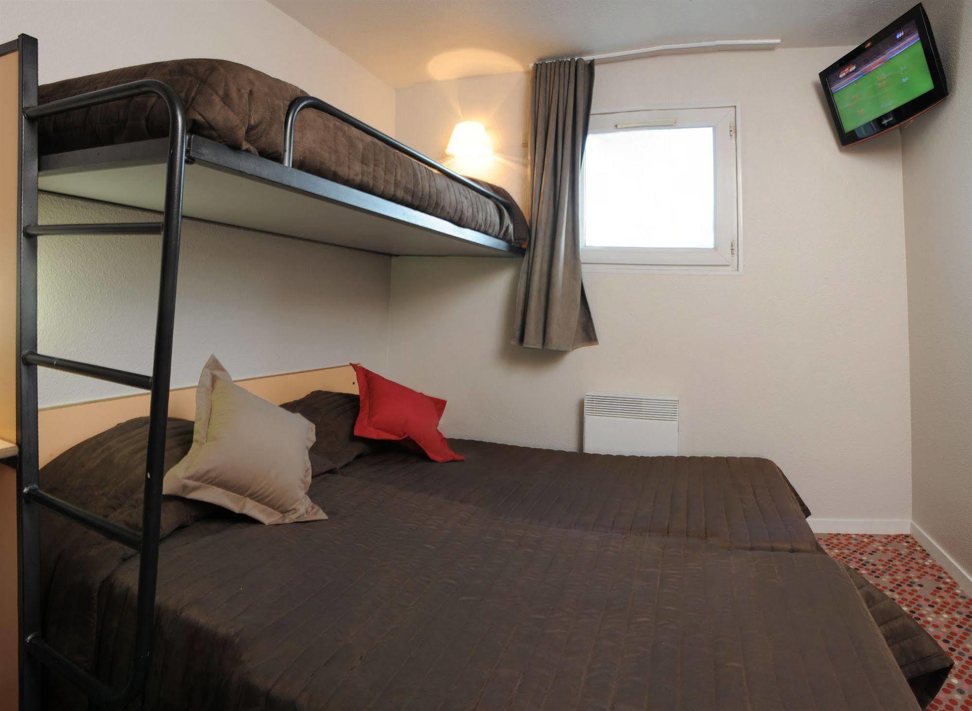Welcomotel Les Mureaux Esterno foto