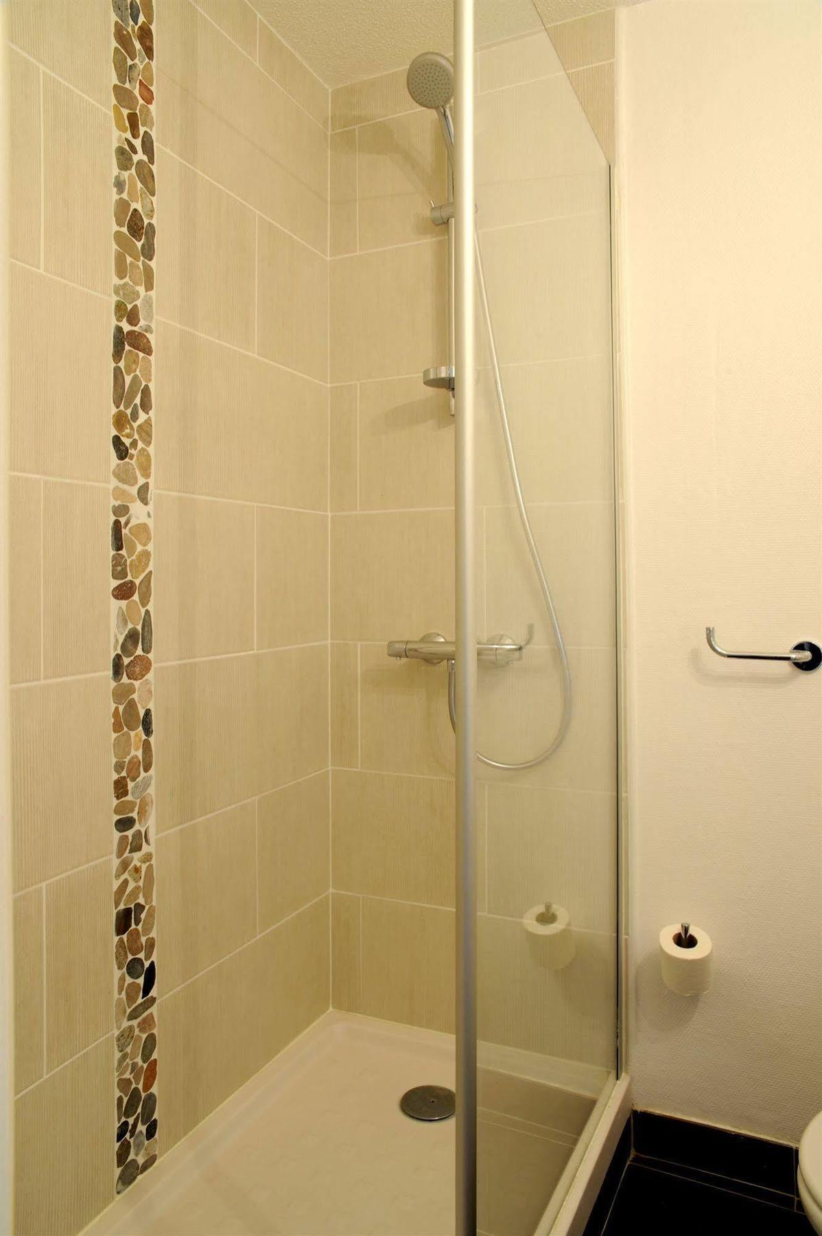 Welcomotel Les Mureaux Esterno foto