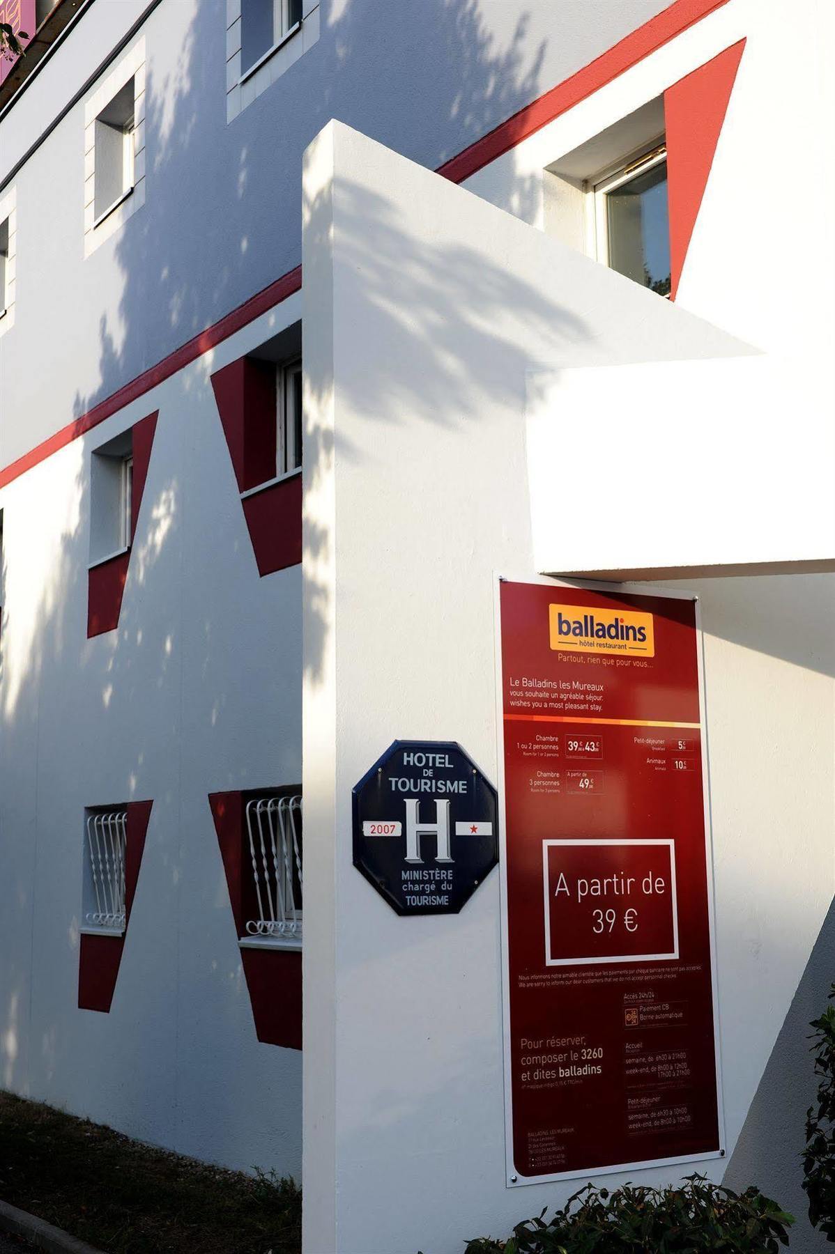 Welcomotel Les Mureaux Esterno foto